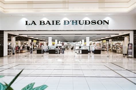 la baie d'hudson magasin.